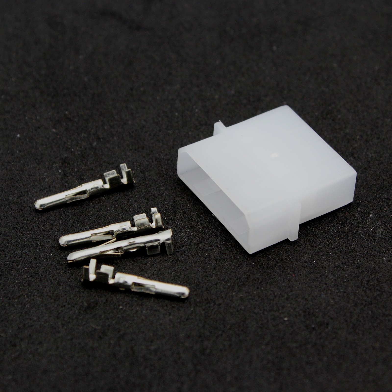 3.99 Male 4 Pin Molex Crimp Connector with Housing Tinkersphere